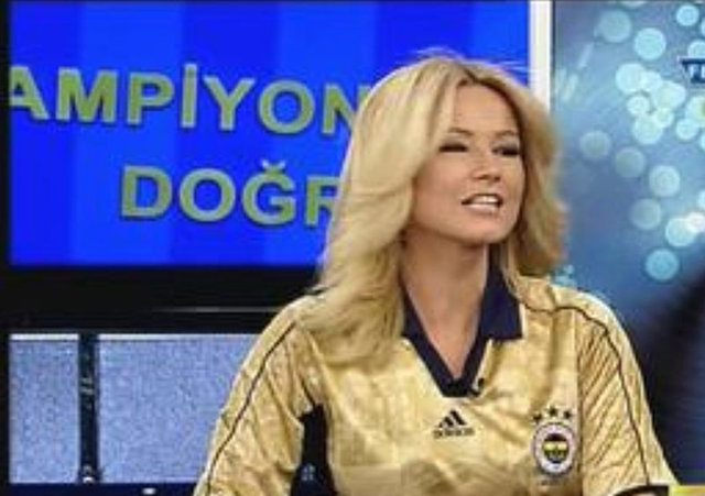 Müge Anlı-Fenerbahçe -