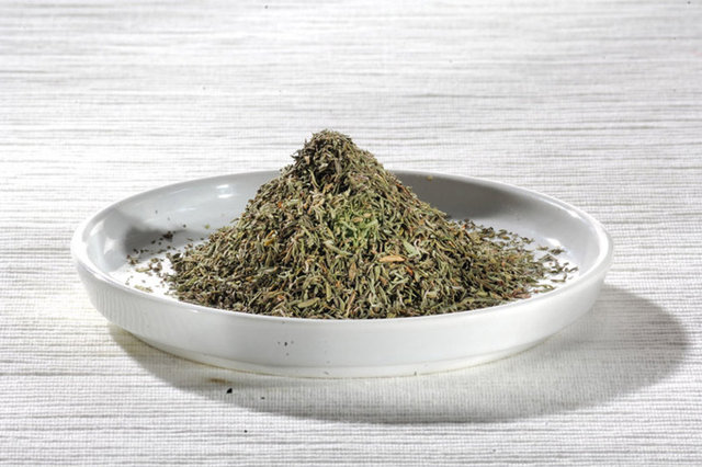 Uçucu yağının safra artırıcı etkisi bulunmaktadır, sindirimi kolaylaştırır.