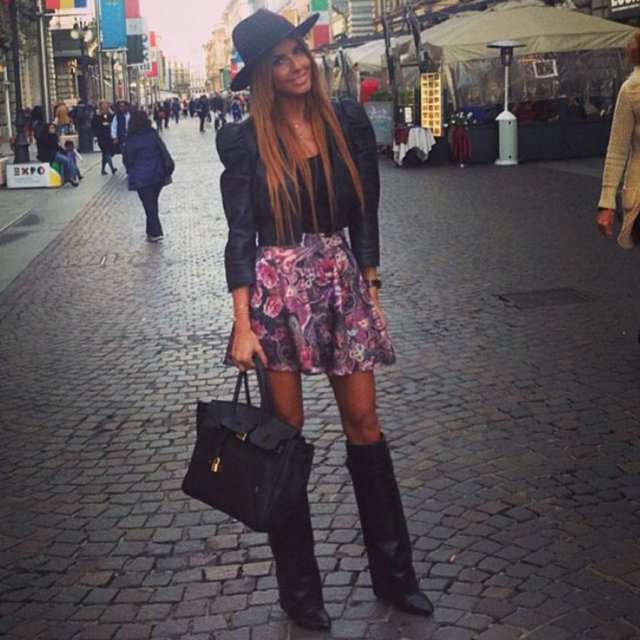 TUĞÇE ÖZBUDAK  - Uzun saçlarımı geri istiyorum