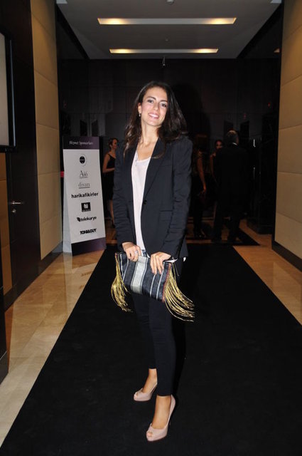 LARA TÜRKER