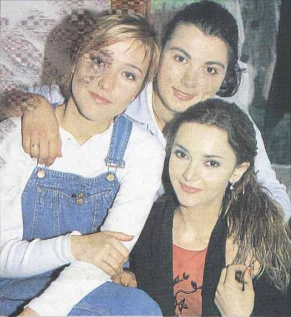 1997 - Böyle mi Olacaktı - Bir grup arkadaşın ve hatta onların çocuklarının da çektiği acıları uzun yıllar boyunca izlediğimiz dizi.