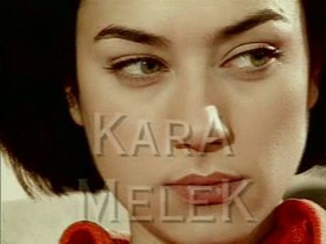 1997 - Kara Melek - Sanem Çelik'in güzelliğiyle hayran bıraktırdığı, kötülüğüyle ürküttüğü dizi 1997'de yayınlanmaya başlamıştı.  -