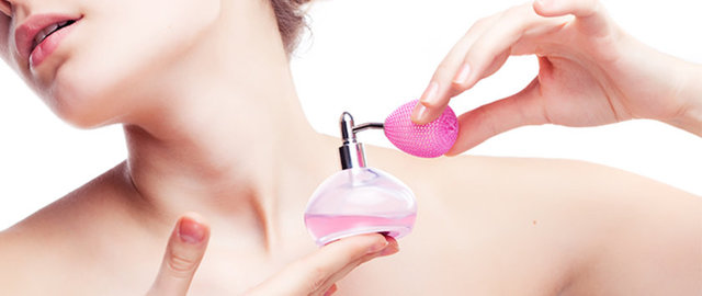 Bir parfüm firması CEO'su Mark Crames'e göre, bu ikisinin birleşiminden, mükemmel uyum içinde olan maskülen-feminen bir kombinasyon ortaya çıkıyor. (Women's Health Türkiye)