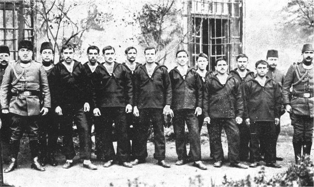 "Enver Paşa'nın Asil ve Kahramanca Hislerini Biliyordum" -  - Papalığın İstanbul Temsilcisi Monsenyör Dolci, Kardinal Pietro Gasparri'ye 4 Nisan 1916 tarih ve 178 sayılı22 gönderdiği raporunda Harbiye Nazırı Enver Paşa ile yaptığı görüşmeyi bildiriyordu.