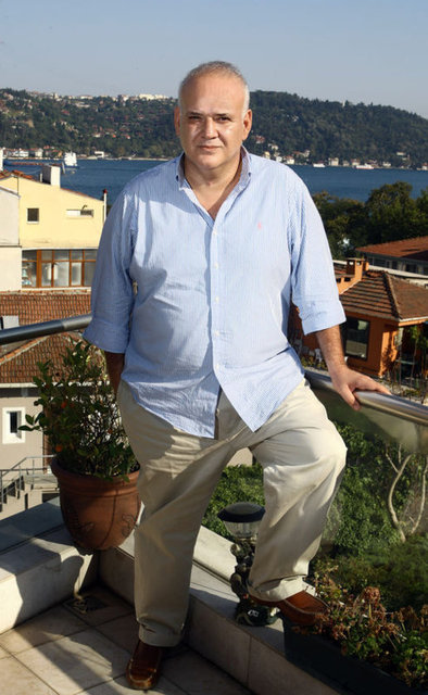 Aragones prostat takımıyla birlikte vakit geçirir. 5-10 yıllık ömrü kaldı.