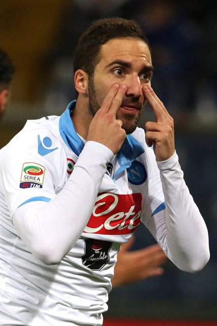 -  - 59. Gonzalo Higuain