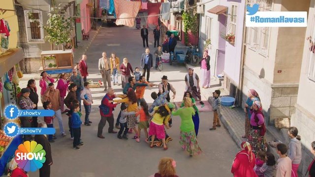 Roman Havası 1. Bölüm Foto-romanı