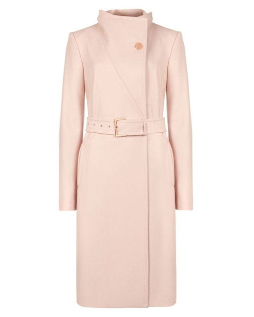 Kural: 2 Pastel renkler çok moda - Pastel renkler hep yazı çağrıştırır yeni sezonda kışın kasvetli havasını kıran soft tonlar, içimizi açacak gibi... Pastel tonlar için baharı beklemeye gerek yok, pastelin en şık tonlarını kış gardırobunuza uyarlayın.