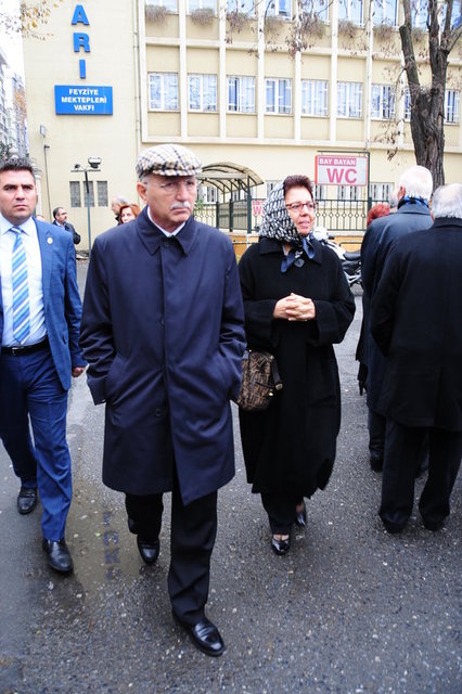 EKMELETTİN İHSANOĞLU 