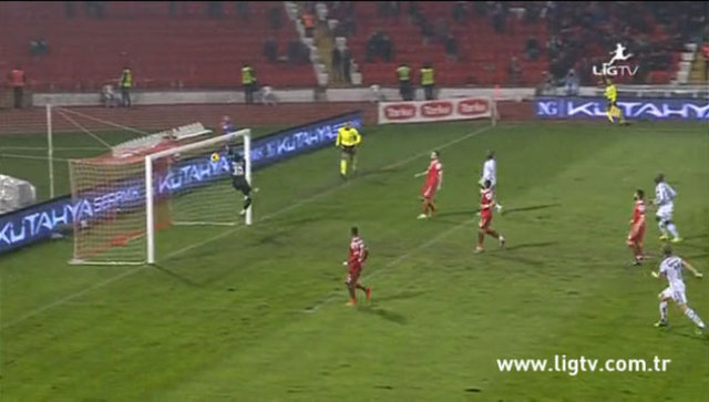 - Gs maçında sayısız top kurtaran Balıkesir kalecisi Emrullahın fenerden Yediği gol manidar... Enteresan....