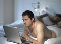 Porno izleyenler dikkat!
