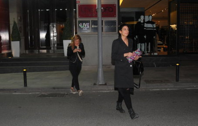 Gösterinin ardından grup 'Frankie' adlı mekâna geçerek gecenin ilerleyen saatlerine kadar eğlendi.