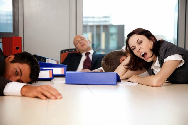 Görevlerinize sizin için önemli anlamlar yükleyerek ve yaptığınız işin tanımını genişleterek kendinizi daha mutlu ve huzurlu hissedebilirsiniz.  -