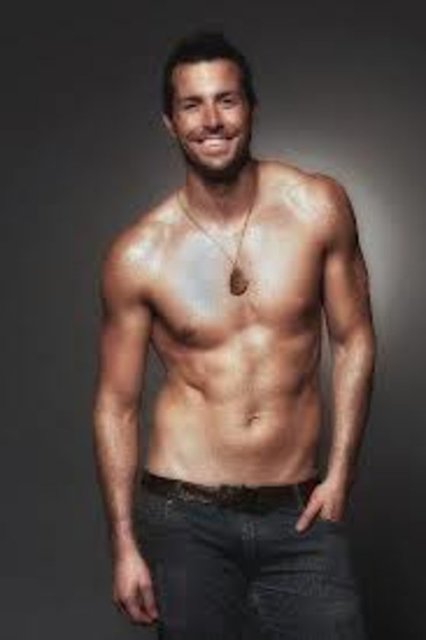 25.Seks sırasında erkekler için görsellik en önde gelirken kadınlar içinse hisler ve dokunma duyguları en önemli şey olarak görülüyor.