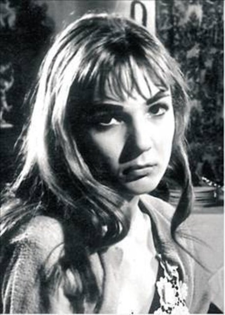 Nilüfer Aydan - 1955 yılında bir filmde küçük bir rol oynamasının ardından üç yıl sonra profesyonel sinema oyunculuğuna başladı.