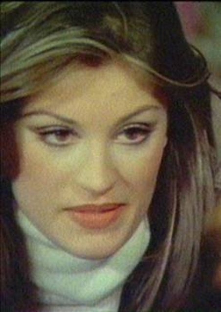 Gülşen Bubikoğlu - 1973 yılında Sinema Dergisi'nin açmış olduğu yarışmada sinemayla tanıştı. "Yaban" filminde ilk başrolünü oynadı.