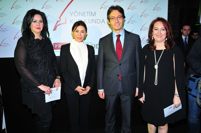 BURÇAK GÜVEN, SUZAN SABANCI DİNÇER, MUZAFFER AKPINAR
