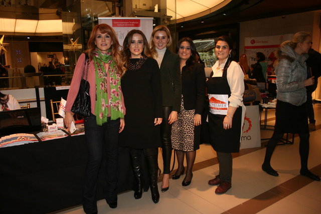 BERRİN ZORLU, NEYLAN VARDAR