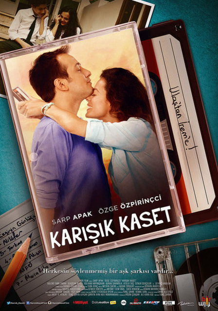 13-Karışık Kaset  -  - Unutulan, avcumuzun içinden kayıp giden veya bir köşeye itilen ilk aşkların filmi olarak anılabilecek, rejisindeki emekle kalbinize dokunacak bir eser.