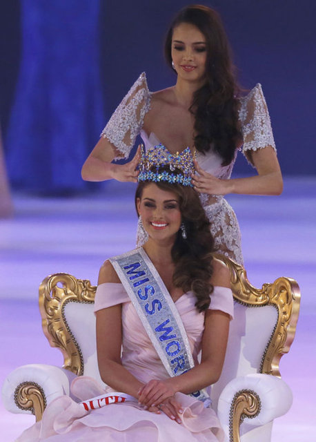Türkiye'yi Amine Gülşe'nin temsil ettiği yarışmanın birincisi Güney Afrika'lı Rolene Strauss seçildi.