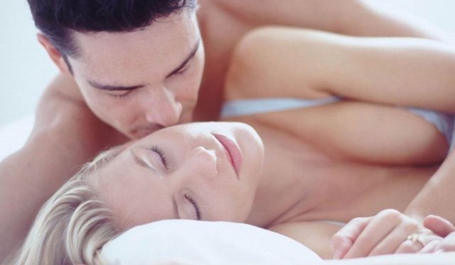 23- Bir yetişkin olarak, reşit olmayan biriyle birlikte oldunuz mu? Evet / Hayır