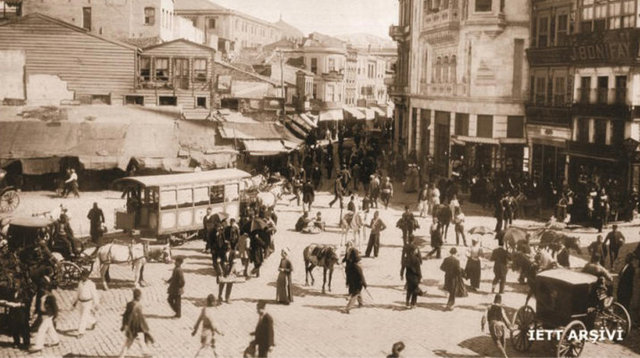 1890 - Eminönü atlı tramvay