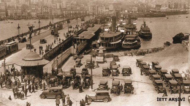 1940 - Galata Köprüsü, Karaköy'e bakış