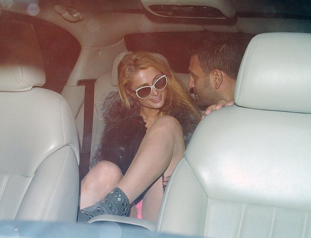 İşte Paris Hilton'dan yürek hoplatan frikik...