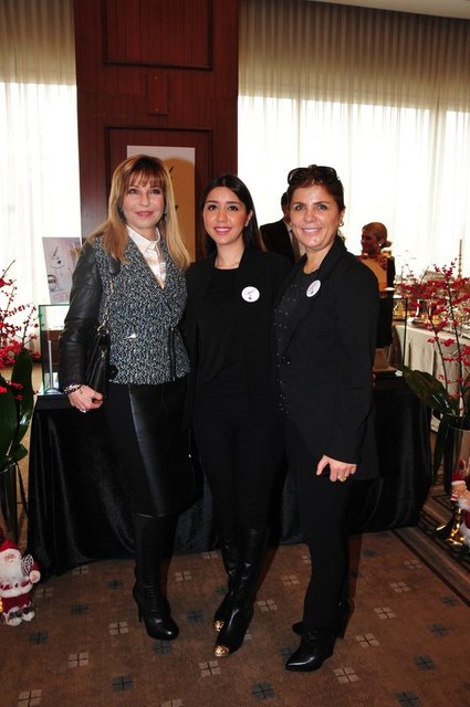 NESLİHAN SABANCI, NİLÜFER, NİDA BULUT