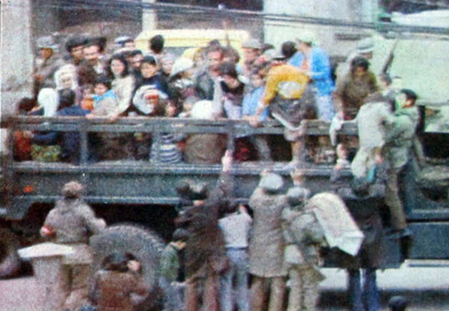 Katliamdan sonra gazetelere yansıyan haberlerde, Musa Suna'nın sözleri yaşanan trajediyi gözler önüne seriyordu: -