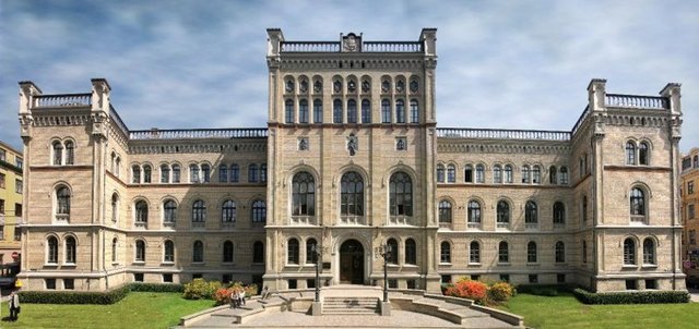 41. Letonya Üniversitesi  Letonya