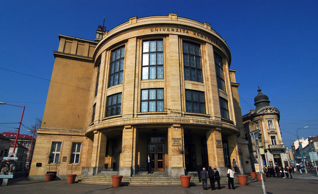 40. Bratislava Slovak Teknoloji Üniversitesi  Slovakya