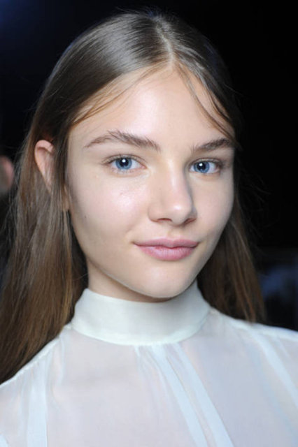 Aydınlık yüzler ve sağlıklı ciltler 2015'in vazgeçilmezlerinden.