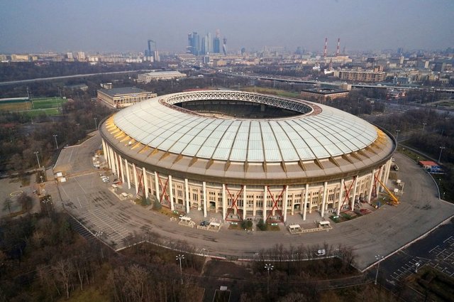 24-) Luzhniki Stadyumu [Spartak Moskova, Torpedo Moskova]