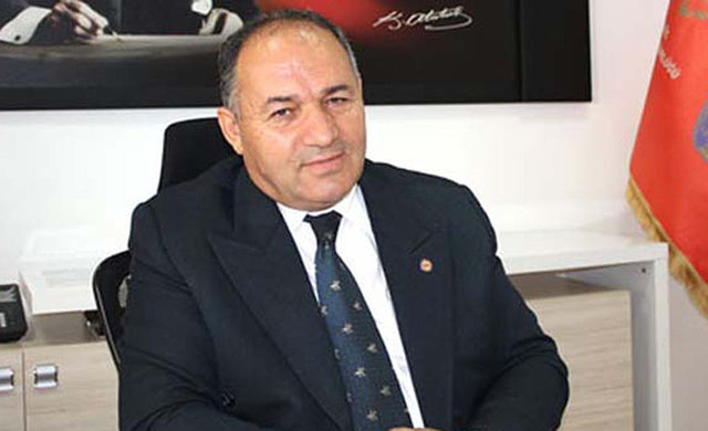 Uzun namlulu silahlarla düzenlenen saldırıda Bingöl Emniyet Müdürü Atalay Ürker ve bir polis memuru yaralandı, Emniyet Müdür Yardımcısı Atif Şahin ile başkomiser Hüseyin Hatipoğlu şehit oldu