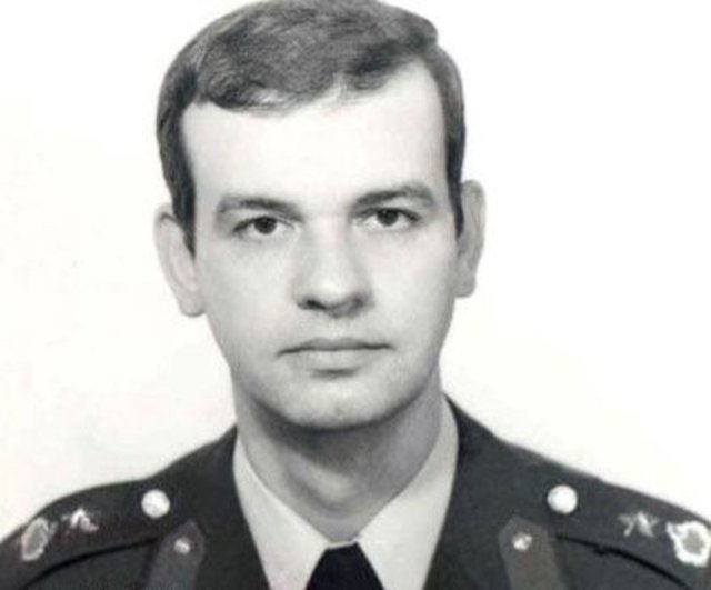 Anayasa Mahkemesinin, Ergenekon davasında tutuklu yargılanan eski Genelkurmay Başkanı emekli Orgeneral İlker Başbuğ'un "kişi hürriyeti ve güvenliği" haklarının ihlal edildiğine karar vermesi ve uzun tutuklulukla ilgili düzenlemenin yürürlüğe
