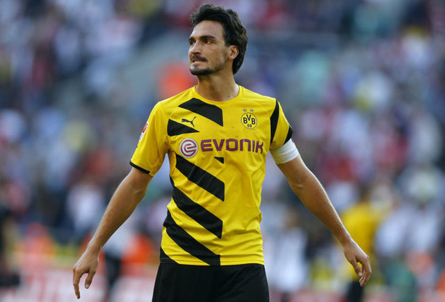 39 Mats Hummels