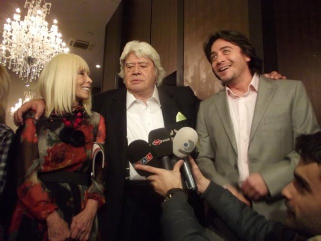 Cüneyt Arkın ve Ailesi