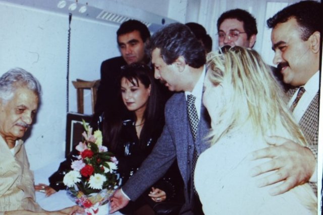 Erol Taş Hastane Ziyareti Yeşilçam'a damgasını vurmuş birçok aktrist ve aktörün haberlerinden ve fotoğraflarından oluşan sergisini 24 Aralık günü açtı.