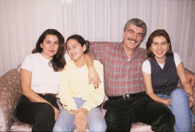 Hülya Darcan - Belguzer Korel - Tanju Korel - Zeynep Korel