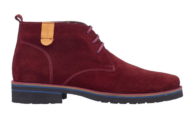 Modayı seven beyler için, Flo 129.99 TL.