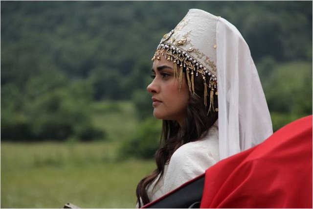 6.Birleşen Gönüller / Vizyon tarihi: 24.10.2014	/ Toplam Seyirci Sayısı: 1.568.240