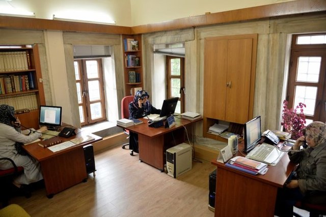 "'Niyet edilmediği zaman o vaktin orucu tutulmasın' şeklinde bir algı var. Halbuki ramazan ayı bir ay süren bir ibadet dolayısıyla keyfi olarak 'Ben bugün niyet etmeyeyim, arada sırada oruç tutmayayım' diye bir ruhsatımız yok.