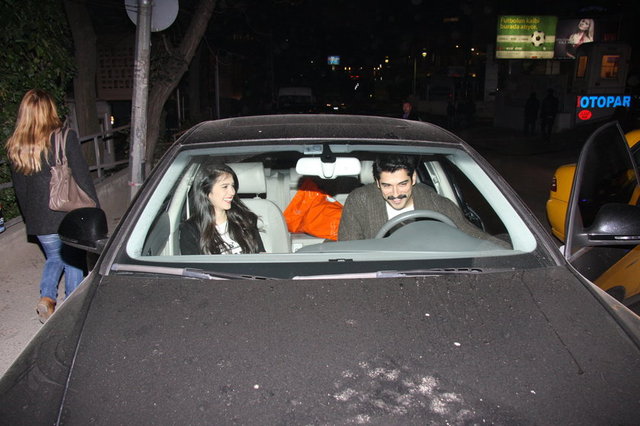 CEYLAN ÇAPA - BURAK ÖZÇİVİT
