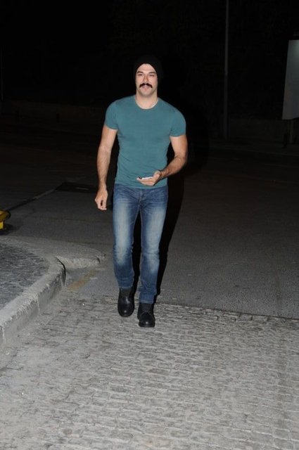 BURAK ÖZÇİVİT