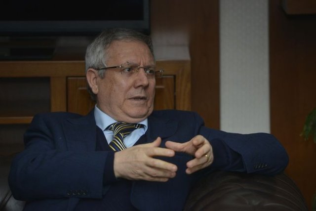 Aziz Yıldırım   - "Ben ilk gün şike yapmadık dedim. Başkaları bir şeyler söylüyor, 'Vazgeçmeyeceğiz' diyor. Sen kimsin lan, sen kimsin."