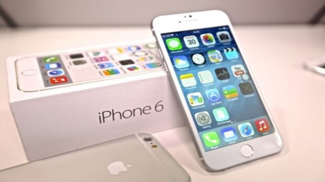 Bu malzeme sayesinde yeni iPhone modellerinin kullanımda olan modellere oranla yüzde 60 daha kuvvetli olacağının altı çiziliyor. -