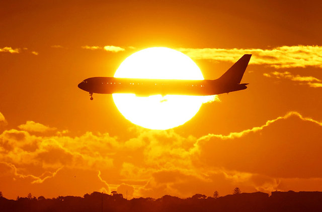 30 Ocak 1979'da Varig şirketine ait bir kargo uçağı, içinde bulunan 6 kişi ile birlikte Pasifik Okyanusu'nda kayboldu.