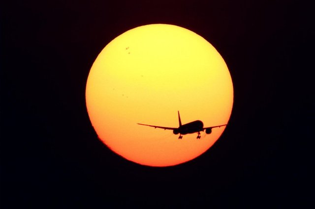 21 Şubat 1983'te Kolombiya ordusuna ait bir uçak, içinde bulunan 4 kişi ile birlikte Kolombiya'da kayboldu.