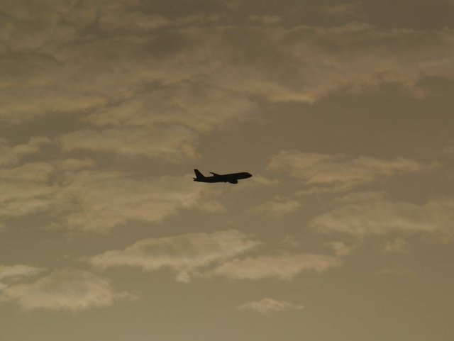 21 Aralık 1952'de RANSA'ya ait bir uçak, içinde bulunan 3 kişi ile birlikte Atlas Okyanusu'nda kayboldu.